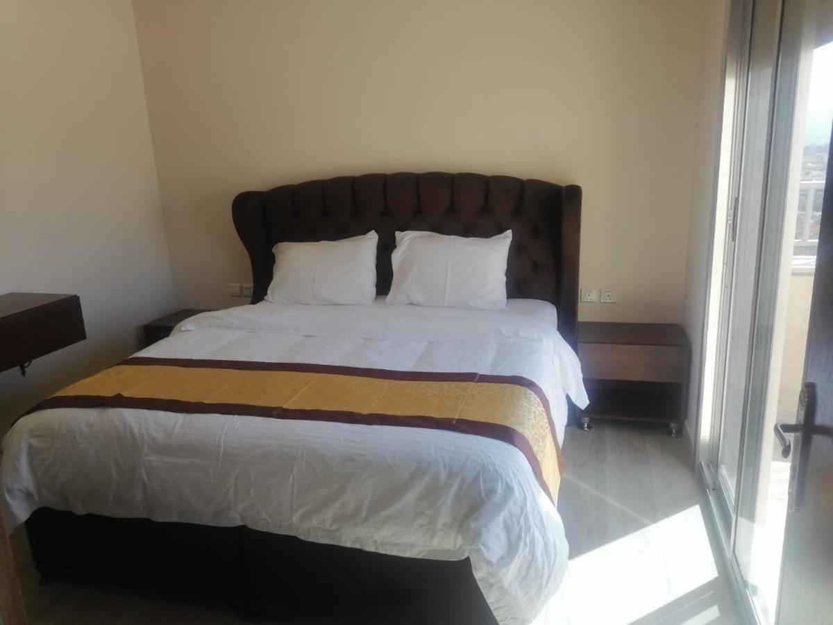 Al-Ahlam Hotel Apartments Aqaba Exterior photo