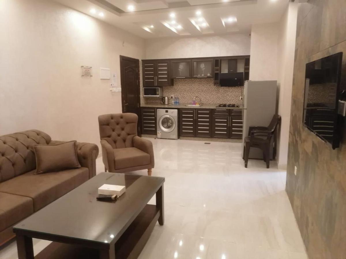 Al-Ahlam Hotel Apartments Aqaba Exterior photo