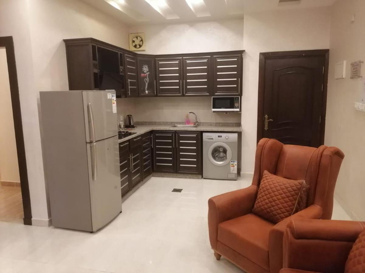 Al-Ahlam Hotel Apartments Aqaba Exterior photo